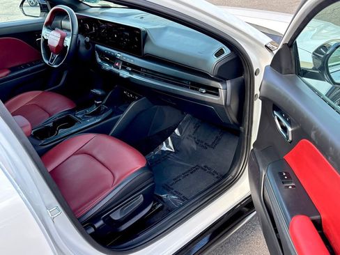 Used 2025 Kia K4 GT-Line w/ GT-Line Premium Package image 26