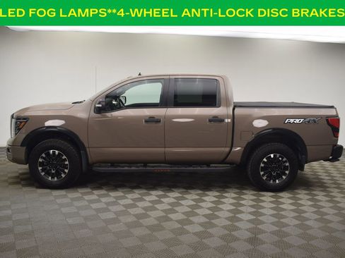 Used 2020 Nissan Titan PRO-4X w/ Pro-4x Convenience Package image 12