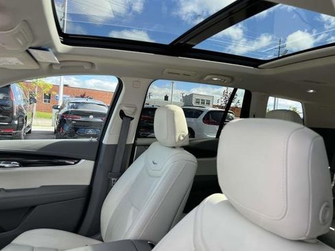 Certified 2023 Cadillac XT6 Premium Luxury image 18