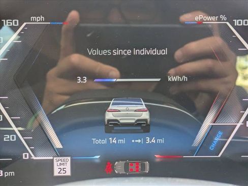 New 2026 BMW i7 M70 w/ Executive Package AWD/4WD image 11