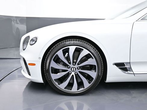 Used 2024 Bentley Continental GT image 12