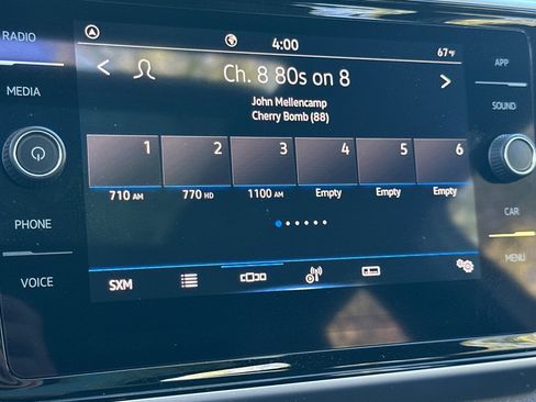 Used 2022 Volkswagen Atlas Cross Sport SE w/ Panoramic Sunroof Package FWD image 20