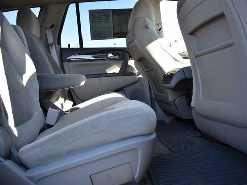 Used 2013 Buick Enclave Convenience image 9