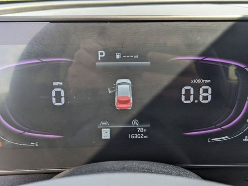 Certified 2025 Kia Sportage EX image 34