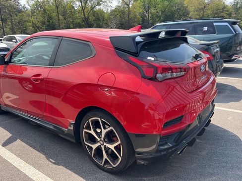 Used 2020 Hyundai Veloster N image 7