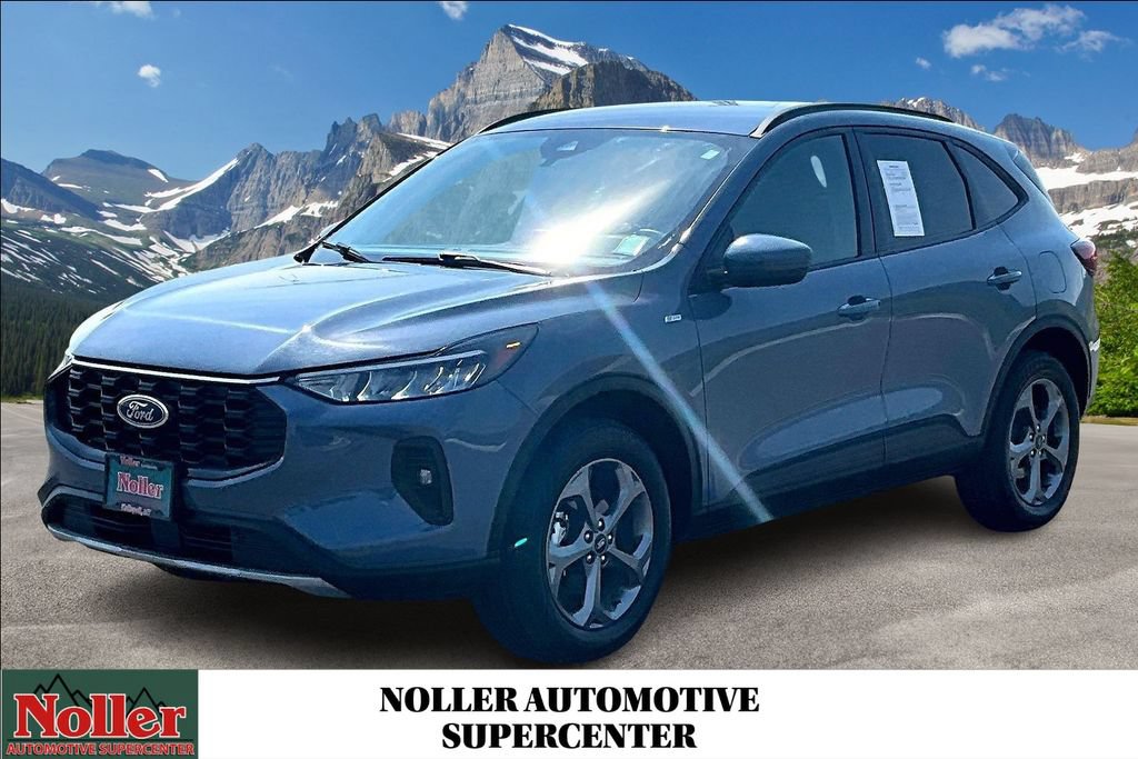 Used 2025 Ford Escape ST-Line Select AWD/4WD image 1