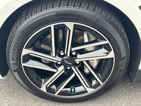 Used 2026 Genesis G80 2.5T Advanced AWD/4WD image 13