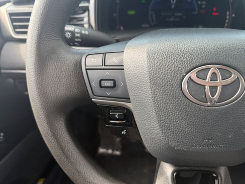 Certified 2025 Toyota Camry LE image 20