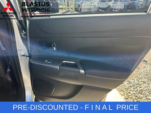 Used 2025 Mitsubishi Outlander Sport SEL AWD/4WD image 31