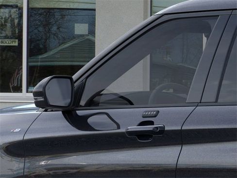 New 2026 Ford Explorer ST-Line w/ ST-Line Street Pack image 20