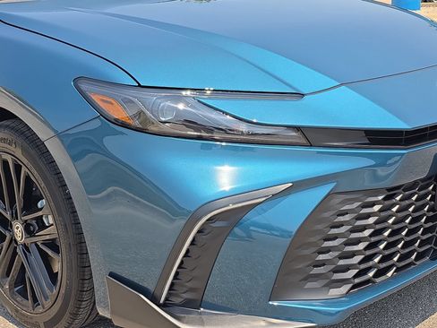 New 2026 Toyota Camry SE w/ Convenience Package FWD image 27