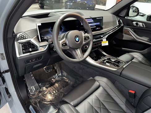 New 2026 BMW X5 xDrive40i w/ M Sport Package image 15