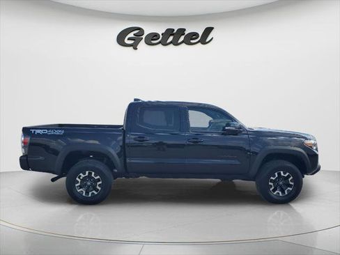 Certified 2023 Toyota Tacoma TRD Off-Road w/ Technology Package AWD/4WD image 4