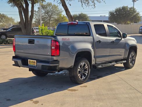 Used 2022 Chevrolet Colorado Z71 image 3
