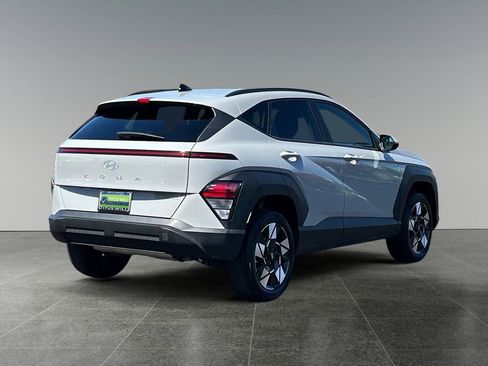 Used 2025 Hyundai Kona SEL AWD/4WD image 10