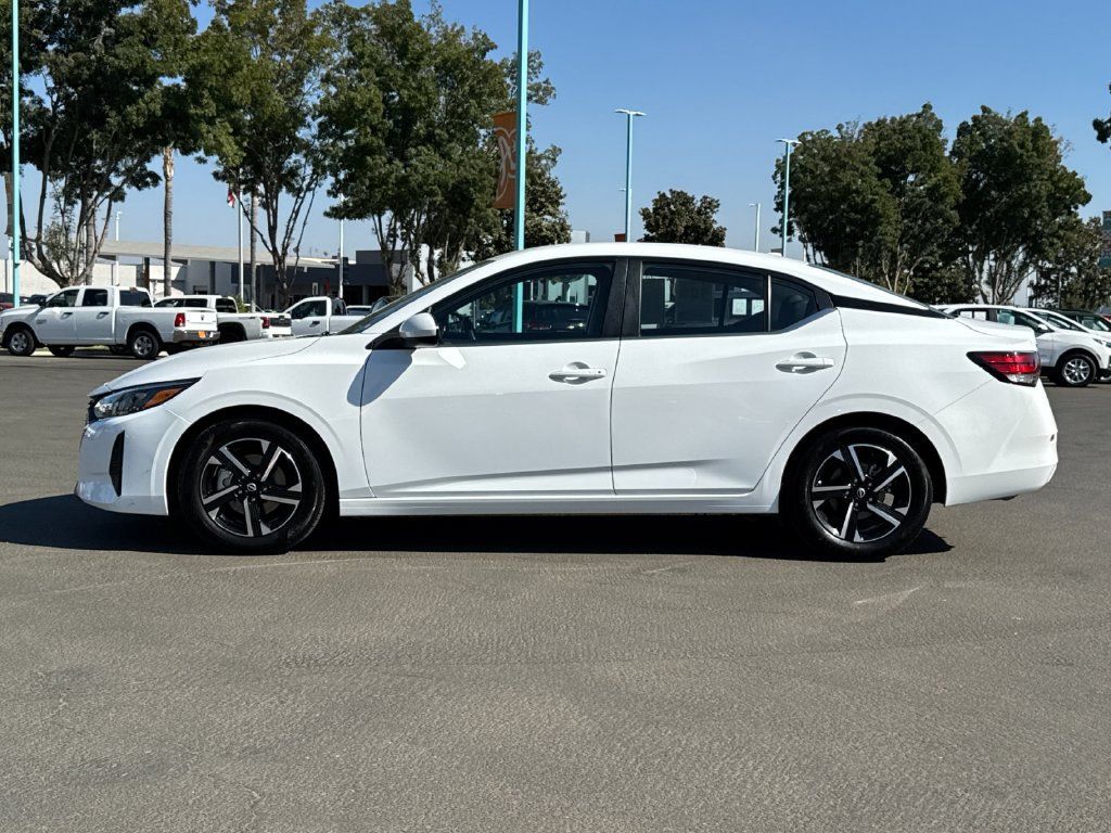 Used 2025 Nissan Sentra SV FWD image 2