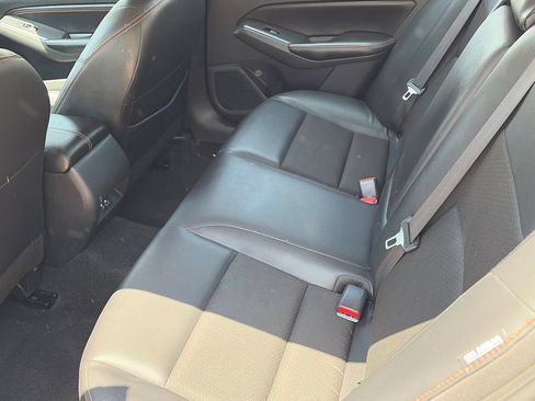 Used 2022 Nissan Altima 2.5 SR FWD image 5
