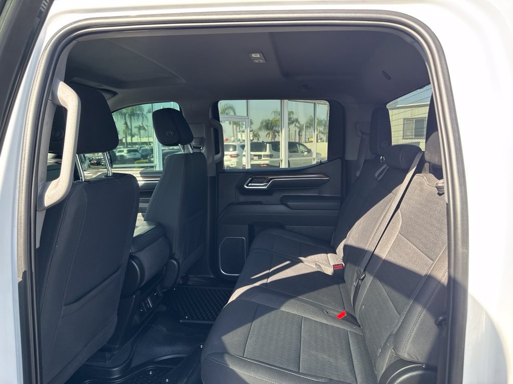Used 2025 Chevrolet Silverado 1500 LT Trail Boss w/ Protection Package AWD/4WD image 15