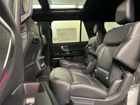 New 2025 Ford Expedition Tremor image 33