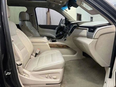 Used 2016 GMC Yukon XL Denali w/ Open Road Package image 27