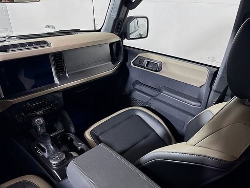 New 2026 Ford Bronco Big Bend w/ Black Diamond Package AWD/4WD image 24