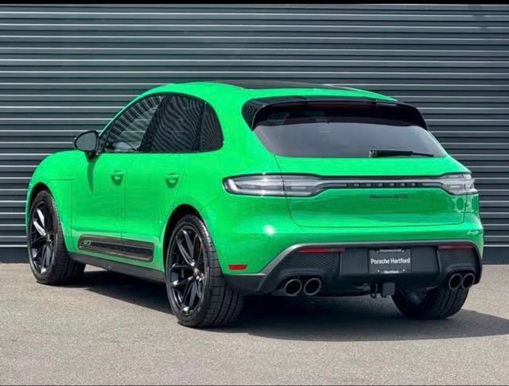 Used 2026 Porsche Macan GTS AWD/4WD image 3