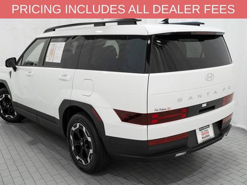 Used 2026 Hyundai Santa Fe SEL FWD image 3