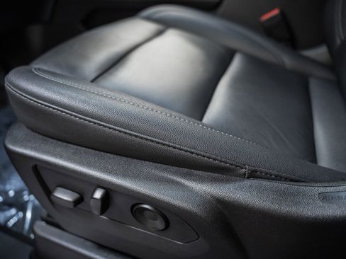 Used 2024 Chevrolet Tahoe Z71 image 42