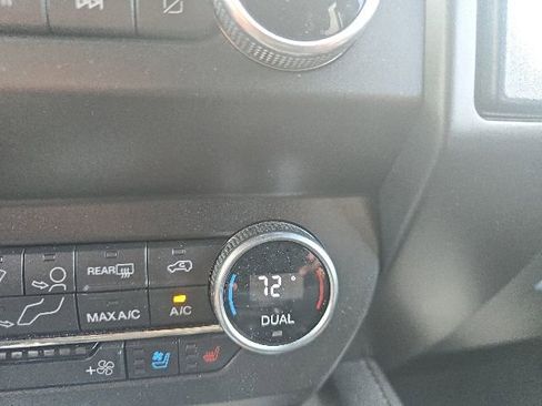Used 2021 Ford Expedition Max Limited RWD image 23