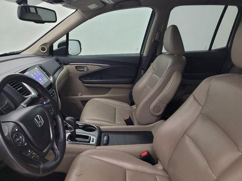 Used 2019 Honda Ridgeline RTL-T image 17