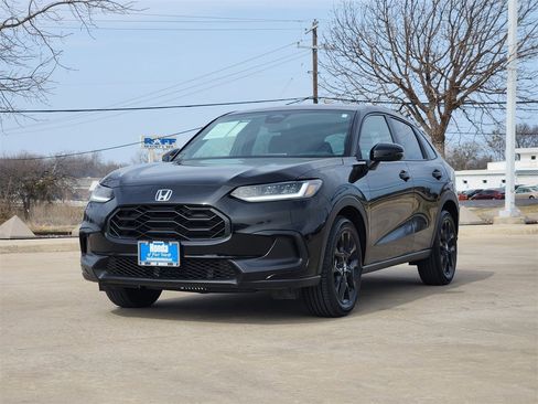 Used 2025 Honda HR-V Sport image 3