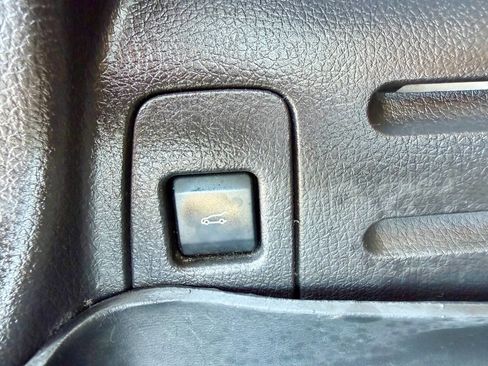 Used 2013 Ford Edge SEL AWD/4WD image 21
