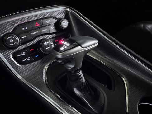 Used 2019 Dodge Challenger SRT Hellcat w/ Alcantara Appearance Package RWD image 33