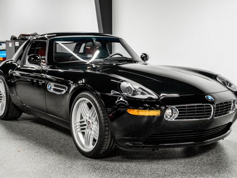 Used 2003 BMW Z8 RWD image 3