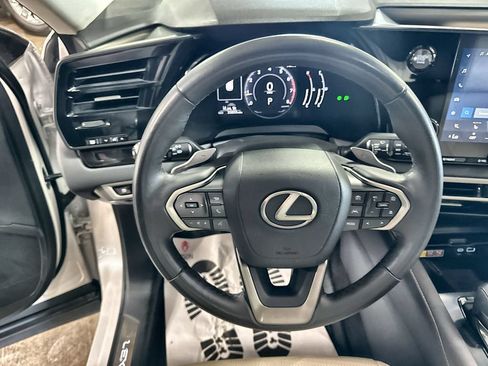 Used 2024 Lexus RX 350 FWD w/ Accessory Package (K3) image 17