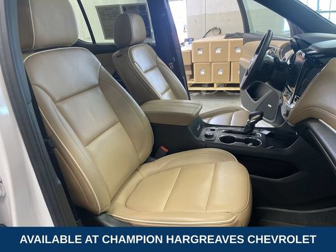 Used 2023 Chevrolet Traverse Premier w/ LPO, Floor Liner Package AWD/4WD image 36