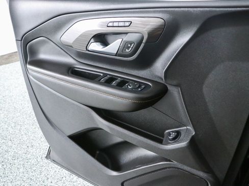 Used 2020 GMC Terrain SLT w/ Preferred Package FWD image 23