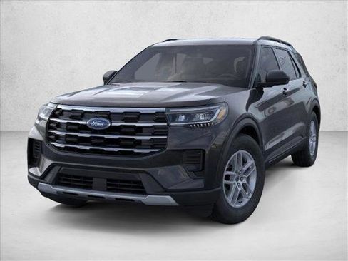 New 2026 Ford Explorer Active image 2