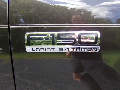 Used 2005 Ford F150 Lariat image 56