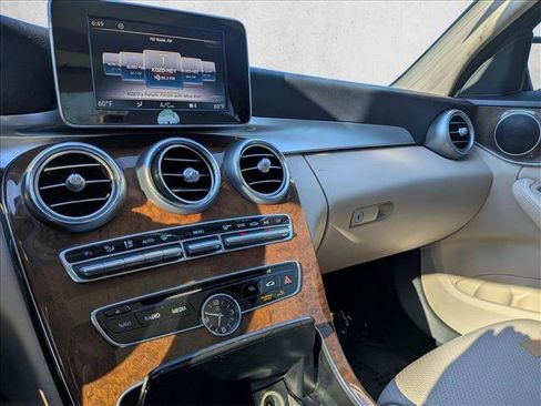 Used 2018 Mercedes-Benz C 300 Sedan image 12