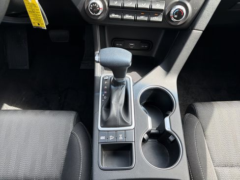 Used 2021 Kia Sportage LX AWD/4WD image 20