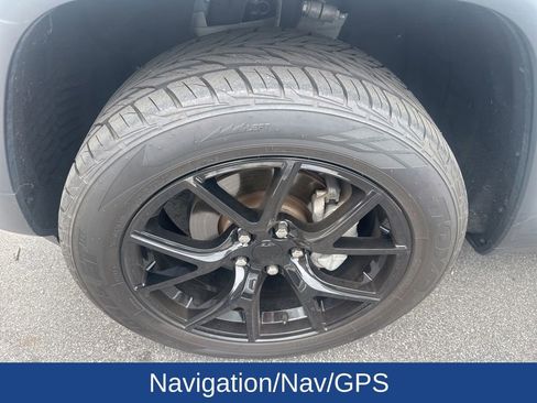 Used 2023 Jeep Grand Cherokee Limited RWD image 4