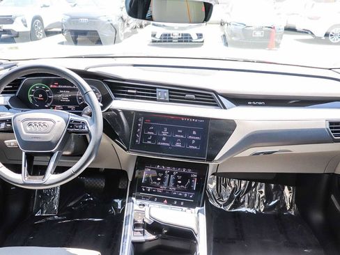 Used 2024 Audi Q8 e-tron Prestige w/ Prestige Package AWD/4WD image 12