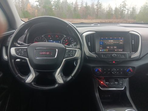Used 2021 GMC Terrain SLE w/ Driver Convenience Package image 18