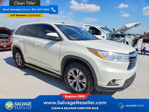 Used 2016 Toyota Highlander Plus FWD image 5