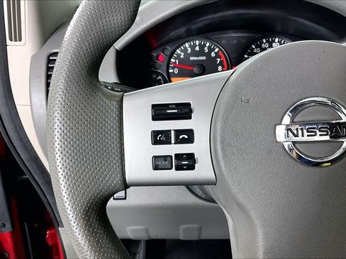 Used 2015 Nissan Frontier SV w/ SV Value Truck Package AWD/4WD image 21