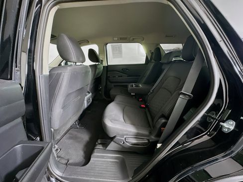 Used 2025 Nissan Pathfinder SV FWD image 27