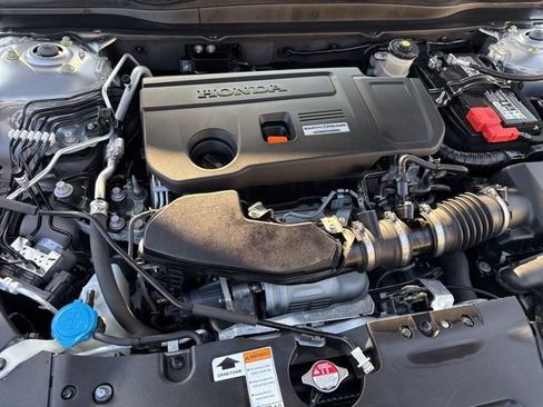Used 2019 Honda Accord Touring image 27