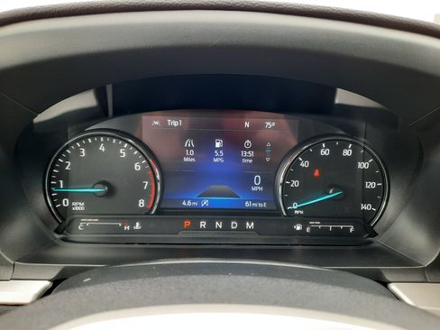 Used 2020 Ford Explorer XLT w/ Equipment Group 202A image 9