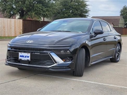 New 2026 Hyundai Sonata SEL image 2